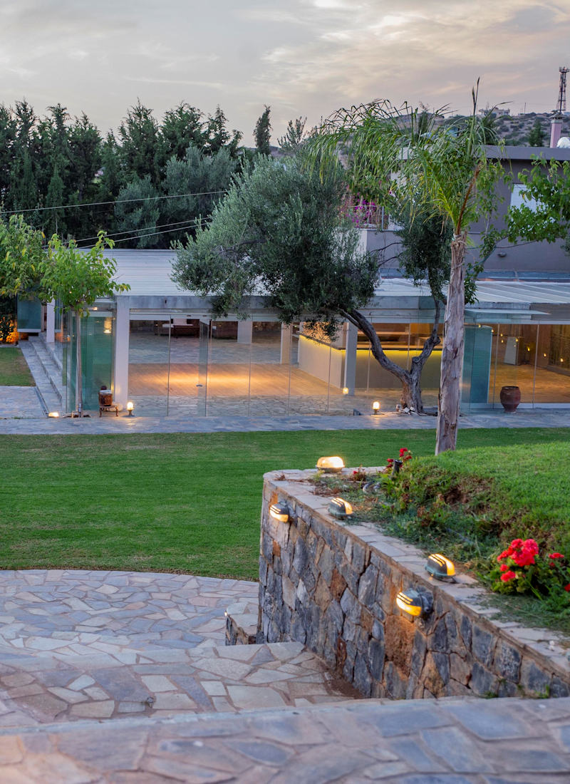 Κτήμα με κλειστή αίθουσα